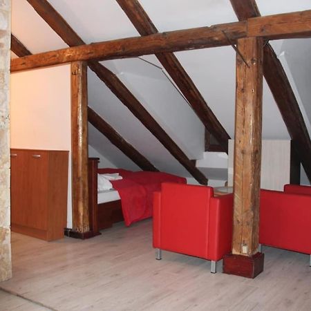 Apartament Podgorica Buitenkant foto