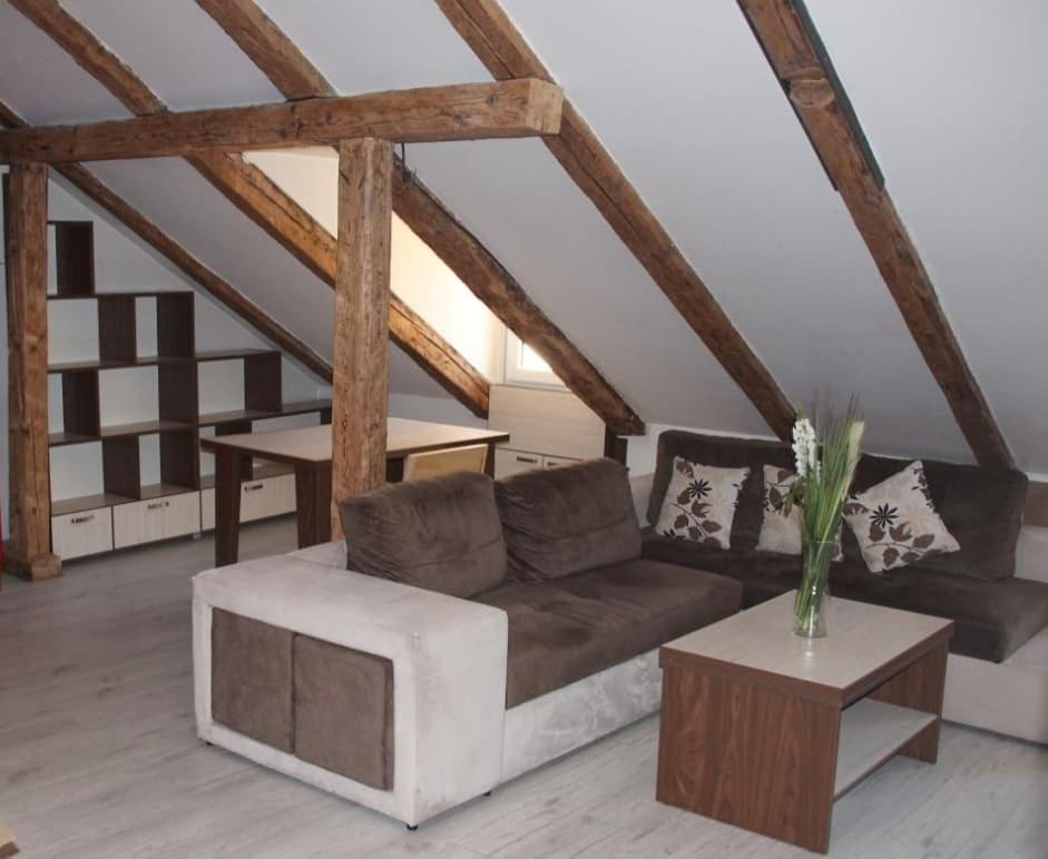 Apartament Podgorica Buitenkant foto